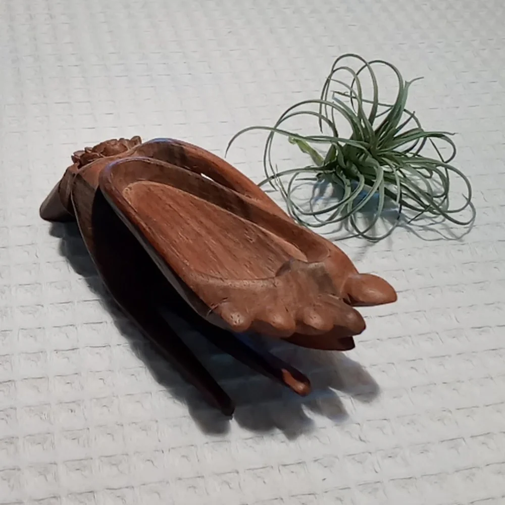 Vintage Handcrafted Hand Carved Wooden Jewelry/Trinket Holder Foot & Hand